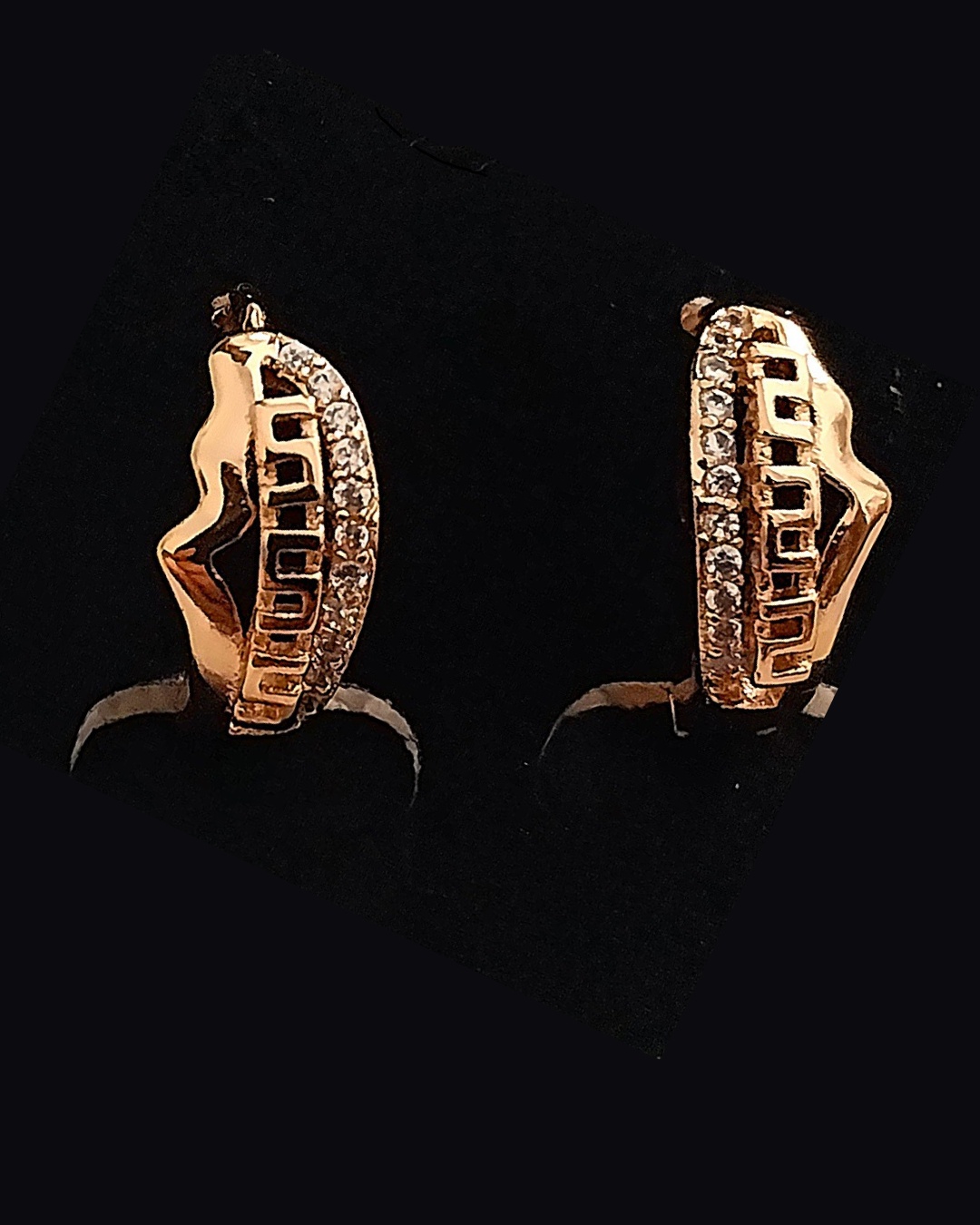 Retro Gold-Tone Hollow Earrings with Sparkling Zircon